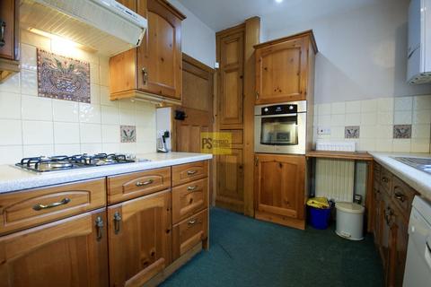 4 bedroom terraced house to rent, Bournbrook Road, Birmingham B29