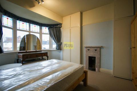 4 bedroom terraced house to rent, Bournbrook Road, Birmingham B29
