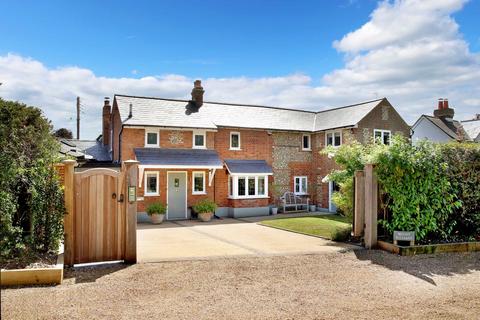 4 bedroom detached house for sale, The Common, Penn, Buckinghamshire, HP10