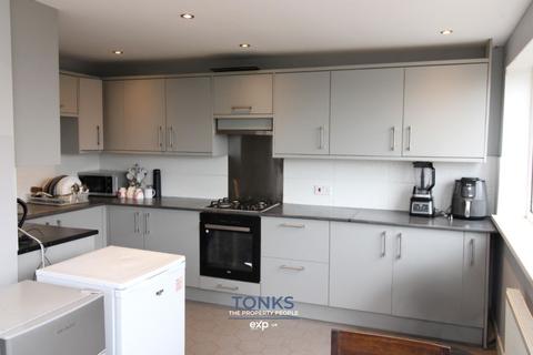 4 bedroom semi-detached house for sale, Portway Hill, Rowley Regis B65