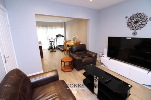 4 bedroom semi-detached house for sale, Portway Hill, Rowley Regis B65