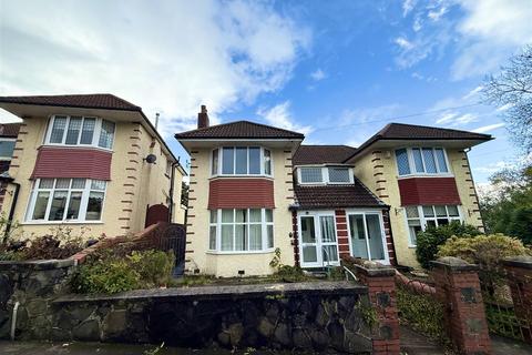 undefined, Lon Cae Banc, Sketty, Swansea