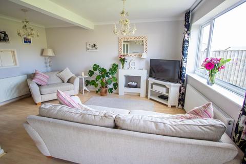 undefined, Lincoln Close, Feniton