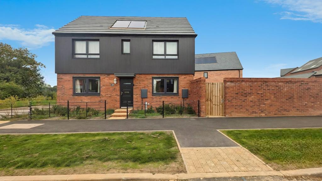 Pbox-front of house-346126.jpg