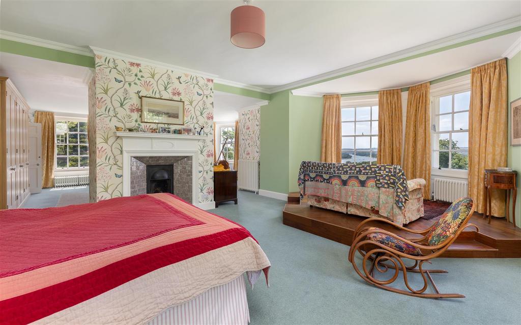 Principal Bedroom Suite