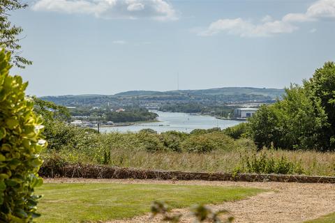 undefined, Whippingham, Isle of Wight