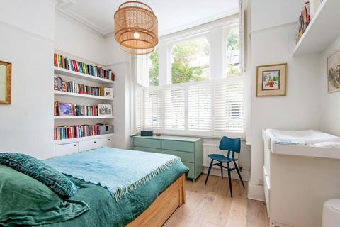 2 bedroom flat for sale, Waterlow Road, London N19