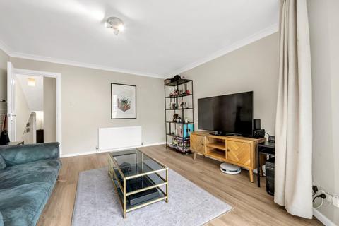 3 bedroom maisonette for sale, Rectory Road, London, N16