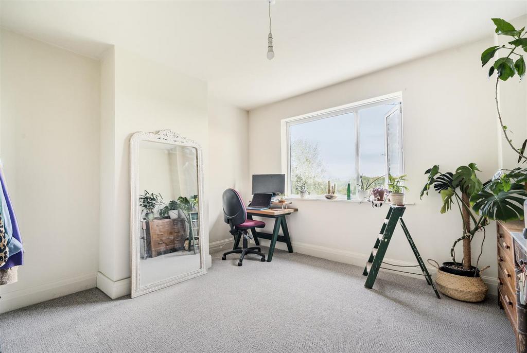 Bedroom (5)