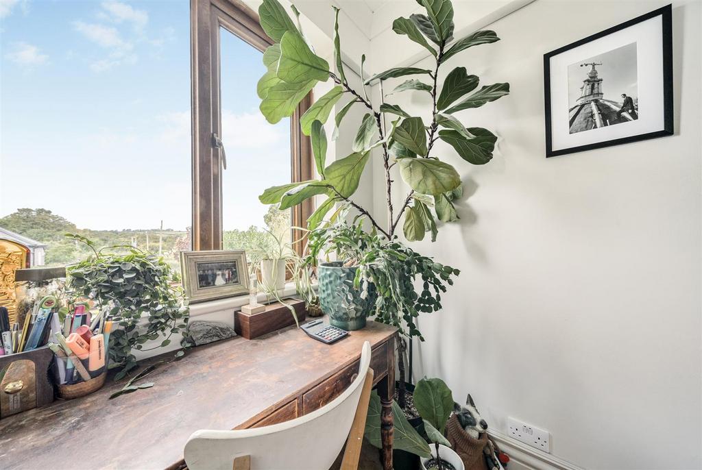 Bedroom (2)