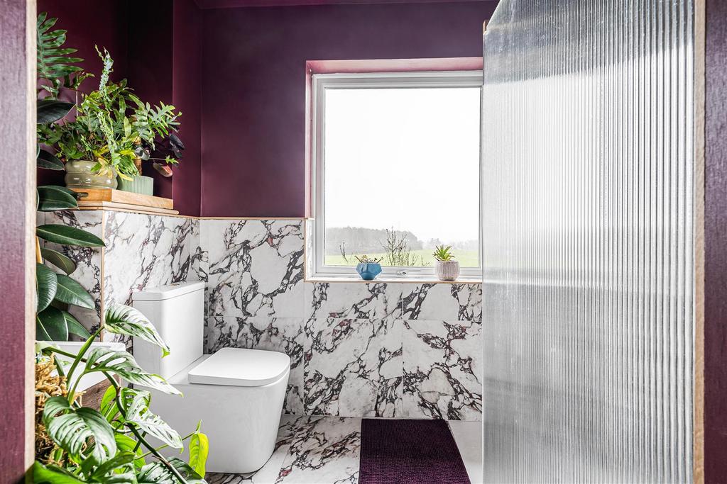Ensuite to Master