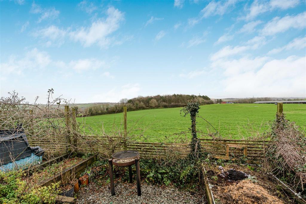 Garden and Outlook