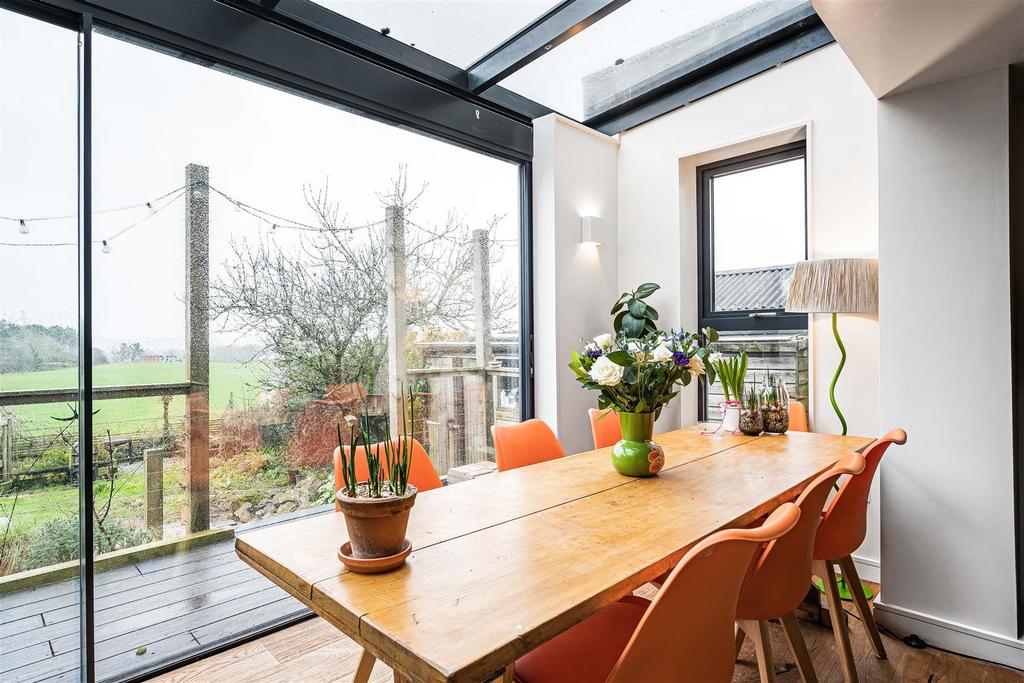 Dining/Family Area