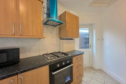 Elmdon Road, Hounslow TW4