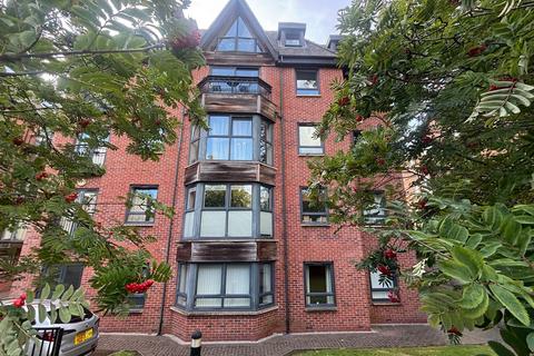 Withington Road, Manchester, M16