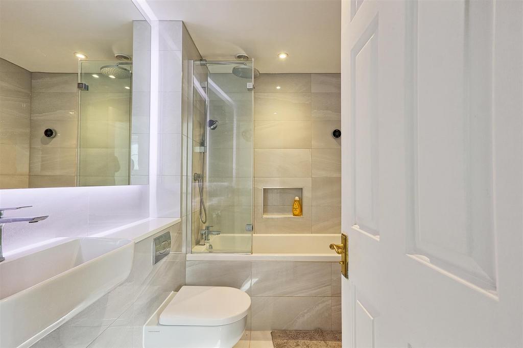 IMG 6865 6 7 easy HDR-interior3.jpg