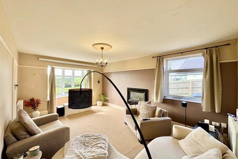 undefined, Plymouth PL8