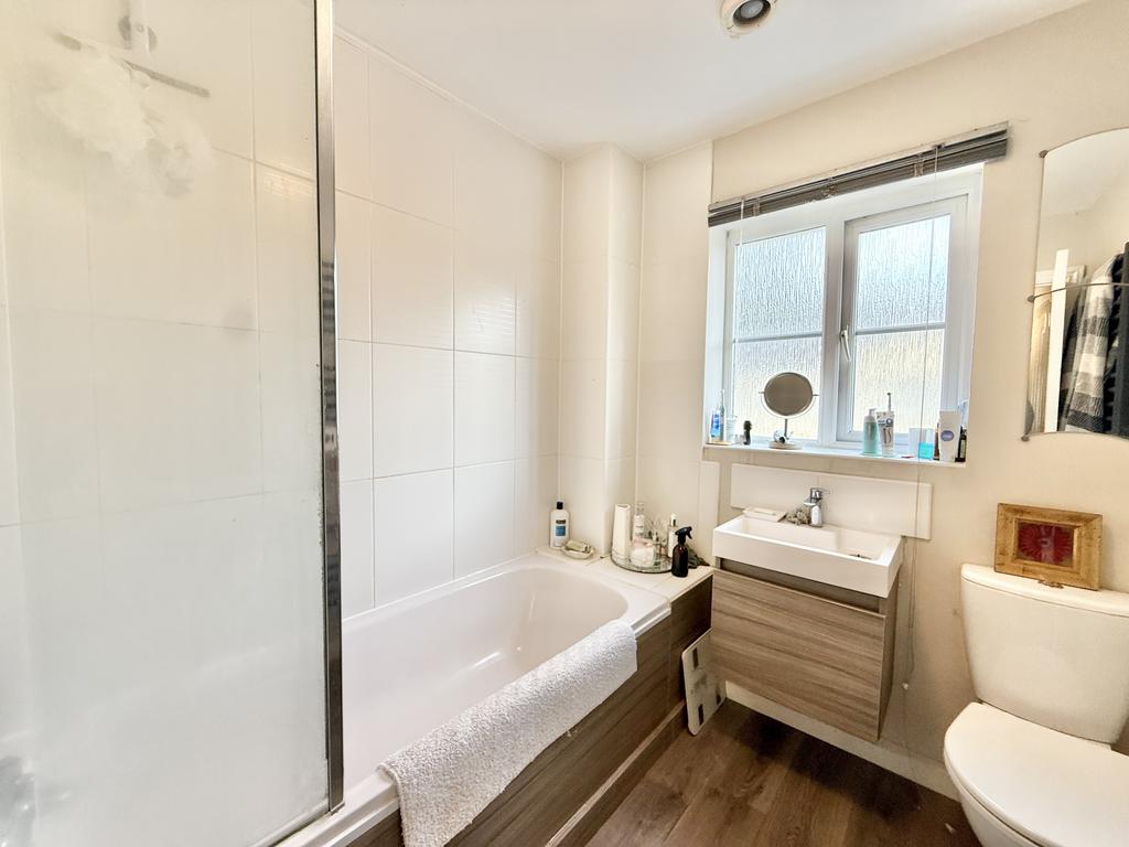 Modern Bathroom