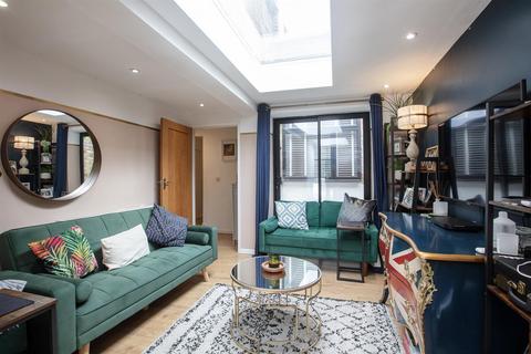 2 bedroom flat for sale, Kirkwood Road, Nunhead, SE15