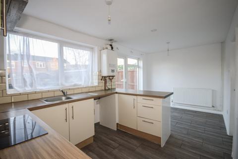 3 bedroom terraced house to rent, Harris Gardens, Sittingbourne, ME10