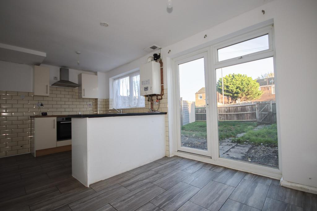 Dining/ Kitchen