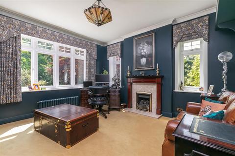 4 bedroom detached house for sale, Lakewood Road, Chandler's Ford, Eastleigh