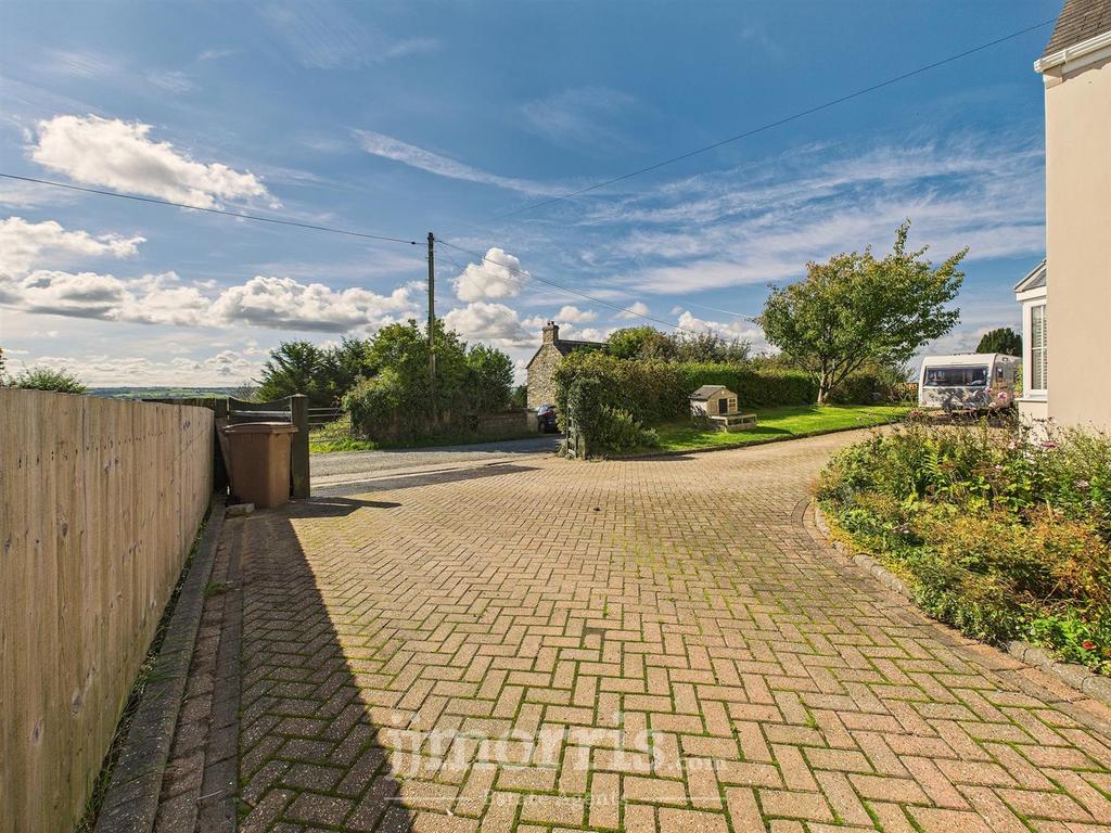 CAM02878 G0-PR0085-STILL004.jpg