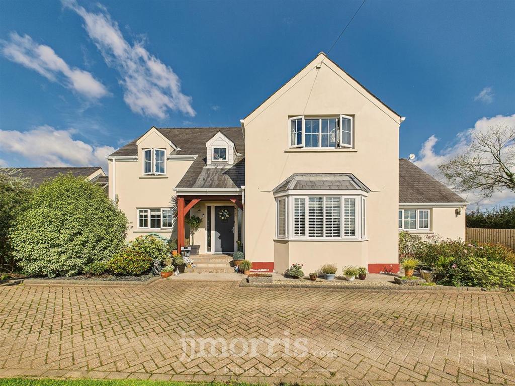 CAM02878 G0-PR0085-STILL001.jpg