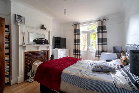 3 bedroom terraced house for sale, Athlone Road, London, SW2