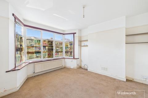 3 bedroom semi-detached house for sale, Calder Gardens, Middlesex HA8