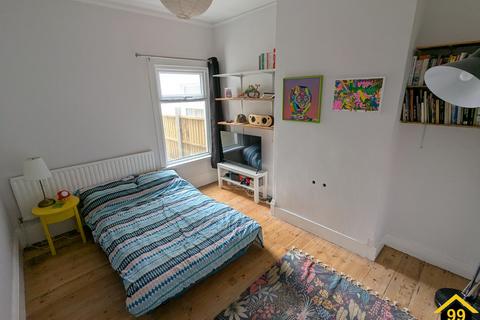 111a Carlyle Road, London, E12 6BS