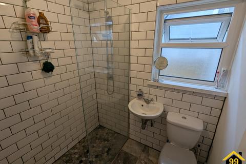 111a Carlyle Road, London, E12 6BS