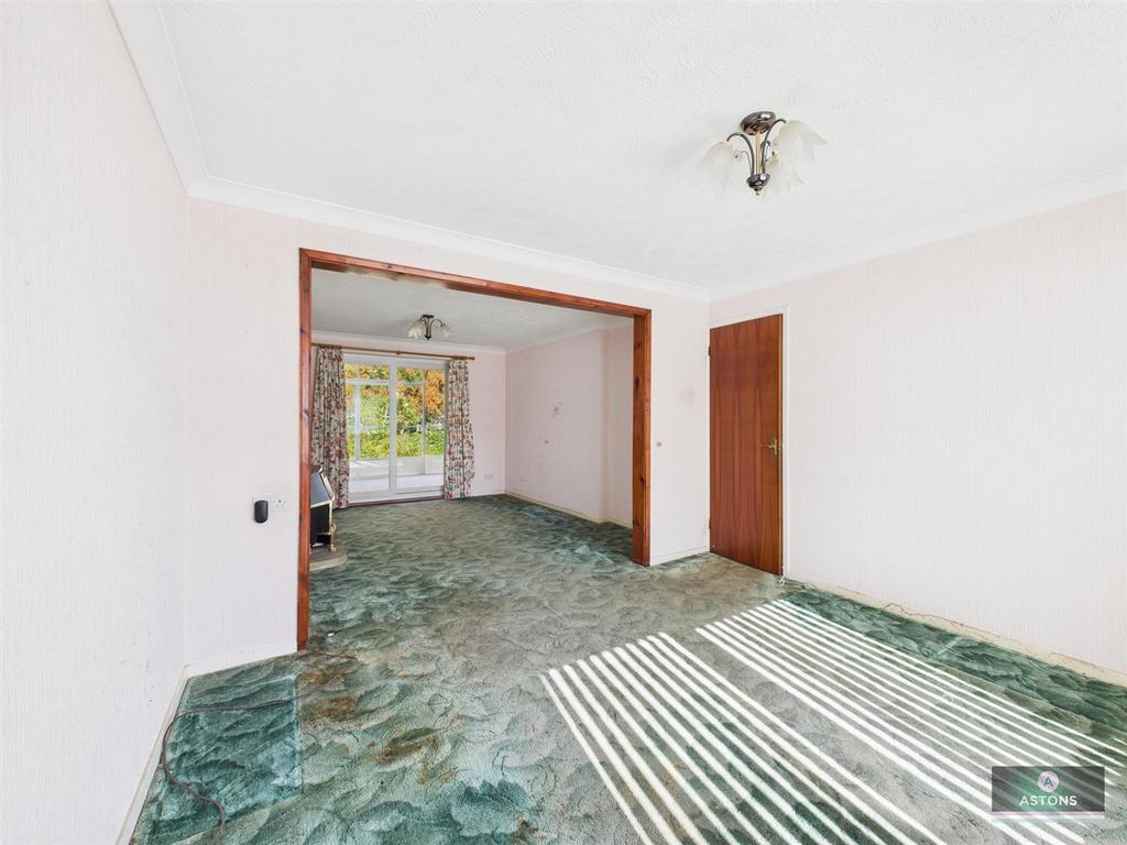 CAM04622 G0-PR0069-STILL002.jpg