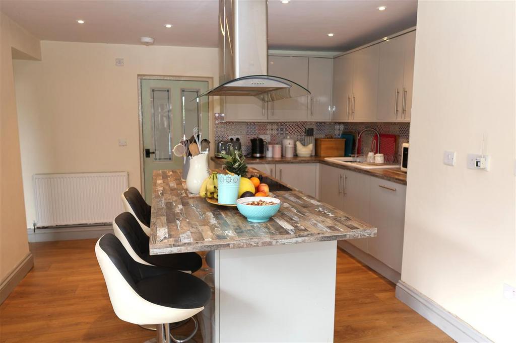 Kitchen/Dner