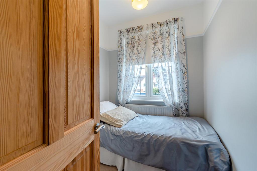 8664282-interior17.jpg