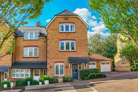 undefined, Brockswood Drive, Hemel Hempstead, HP2