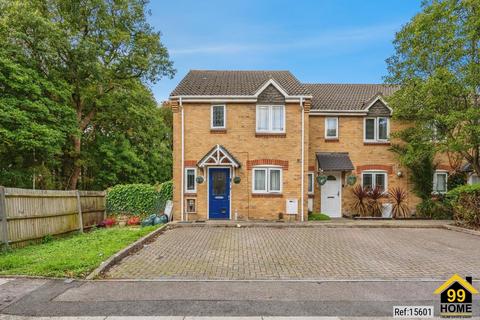 3 bedroom semi-detached house for sale, Grebe Close, Waterlooville, PO8