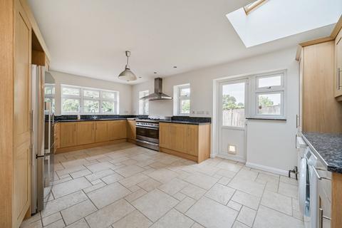 undefined, Deepfield Road, Berkshire RG12
