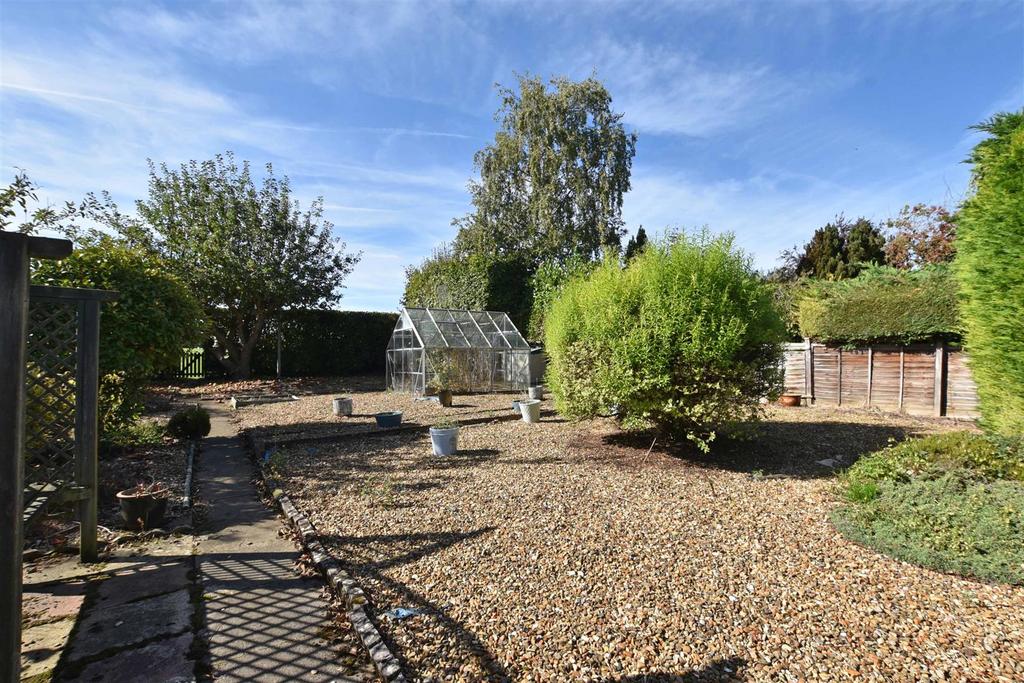 Rear Garden ii.jpg