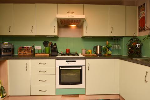 undefined, Wiltshire Crescent, Basingstoke, Hampshire