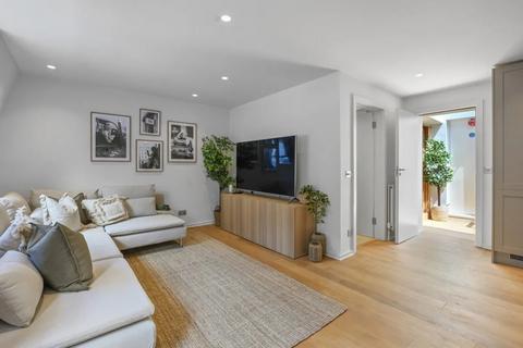 2 bedroom flat to rent, Bingham Place, London W1U
