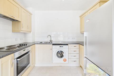 2 bedroom apartment to rent, Commonwealth Drive, Crawley RH10