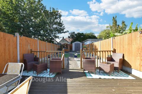 2 bedroom terraced house for sale, Hunters Square, Dagenham RM10