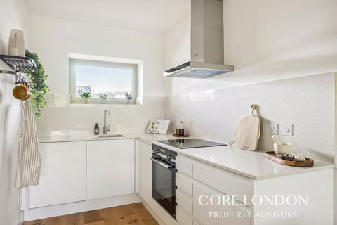 1 bedroom apartment for sale, Sidings Apartments, London, W3