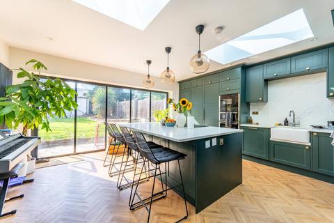 undefined, Carlton Avenue East, Wembley, HA9