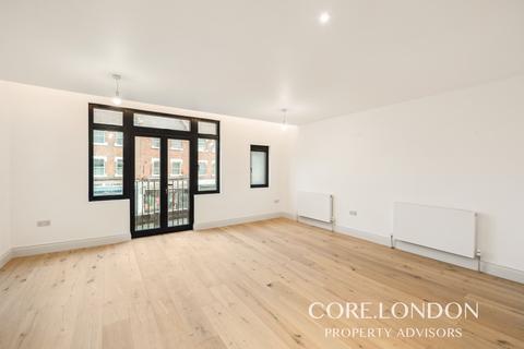undefined, Northfield Avenue, Ealing, W13
