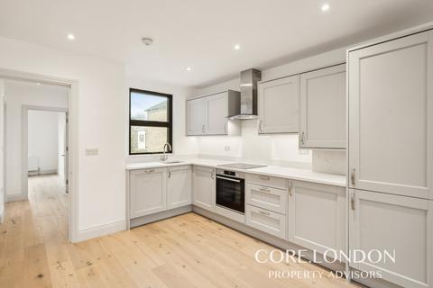 undefined, Northfield Avenue, Ealing, W13