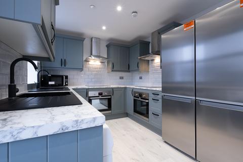 6 bedroom house of multiple occupation to rent, at Liverpool, Flat 2, Aberdeen House, 1, De La Beche Street SA1