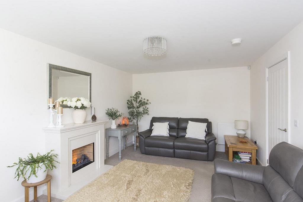 (Lounge Photo Two)