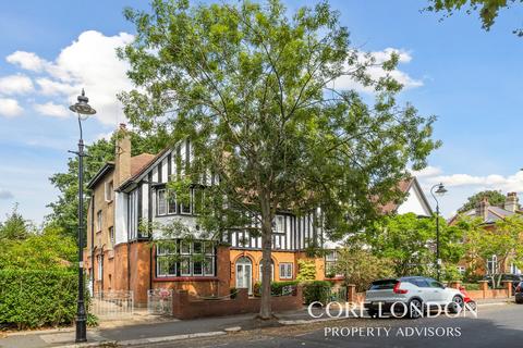 undefined, Heathfield Road, London, W3
